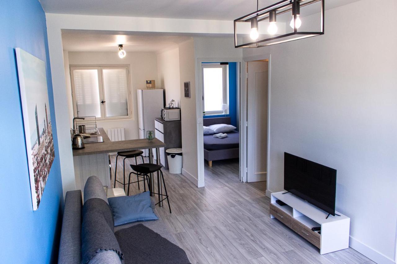 Maisonnette Avec Jardin, Parc Du Chene Apartment Bron Exterior photo